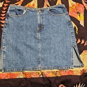 Classic Clavin Klein Blue Denim Mini Skirt